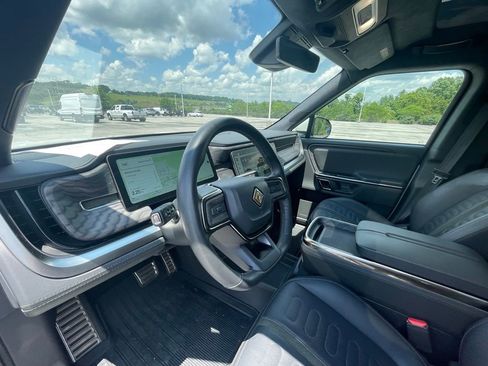 Used 2022 Rivian R1T Adventure AWD/4WD image 20