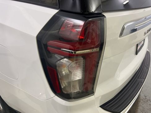 Used 2023 Chevrolet Suburban Premier image 45