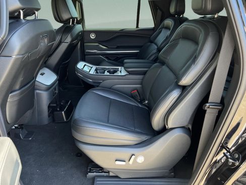 New 2025 Lincoln Navigator L Reserve w/ Jet Appearance Package image 23