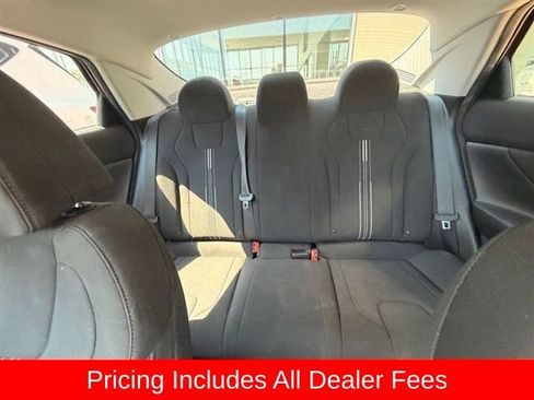 Used 2023 Hyundai Elantra SEL w/ Convenience Package FWD image 4