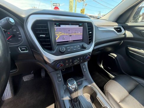 Used 2019 GMC Acadia SLT AWD/4WD image 14