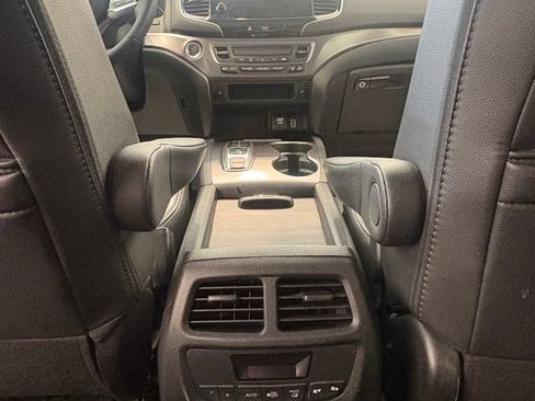 Used 2022 Honda Pilot Special Edition image 12
