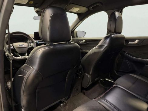 Used 2024 Ford Escape ST-Line AWD/4WD image 18