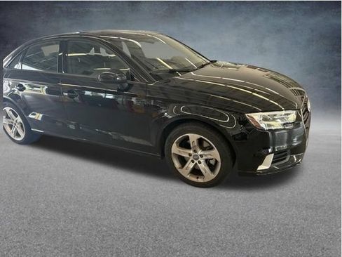 Used 2018 Audi A3 2.0T Premium FWD image 7