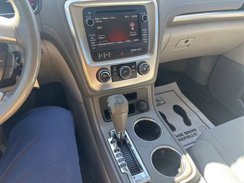 Used 2014 GMC Acadia SLE image 35
