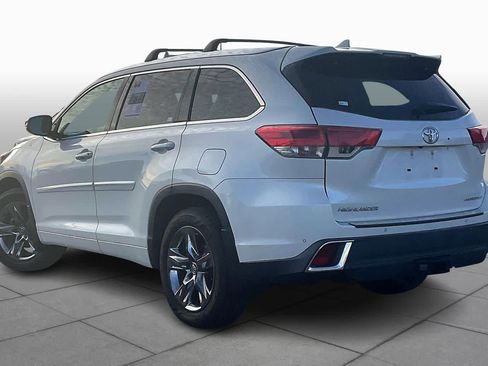 Used 2019 Toyota Highlander Limited Platinum image 10