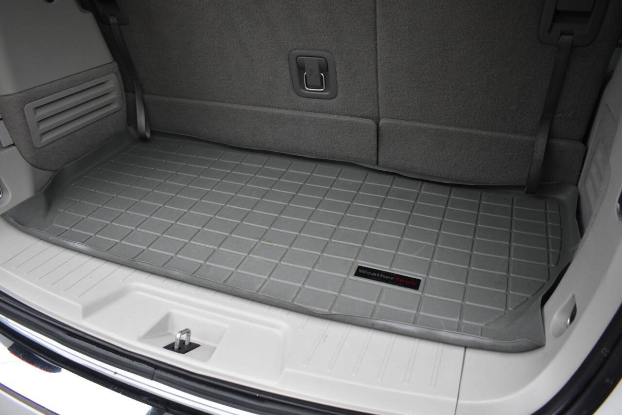 Used 2017 Buick Enclave Leather FWD image 13