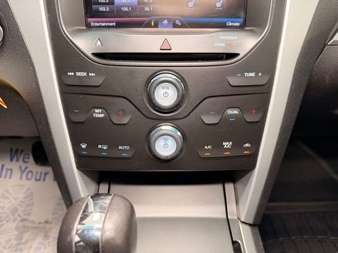 Used 2013 Ford Explorer XLT FWD image 14