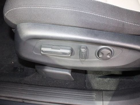 Used 2024 Honda CR-V EX image 21