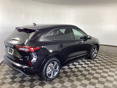 Certified 2023 Ford Escape ST-Line w/ Tech Pack #1 AWD/4WD image 2