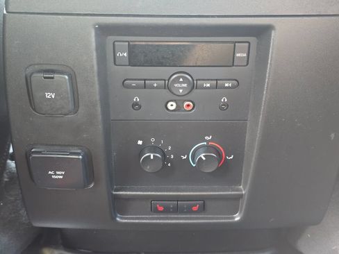 Used 2014 Ford Expedition Limited w/ Equipment Group 301A AWD/4WD image 5