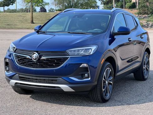 Used 2023 Buick Encore GX Essence w/ Advanced Technology Package AWD/4WD image 42