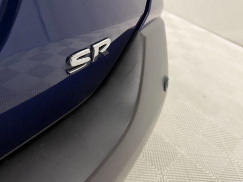 Used 2020 Nissan Kicks SR image 24