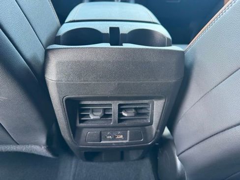 Certified 2024 GMC Canyon AT4 w/ AT4 Premium Package AWD/4WD image 9