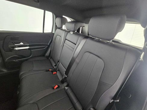 New 2026 Mercedes-Benz GLB 250 image 17