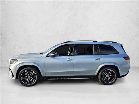 New 2026 Mercedes-Benz GLS 450 4MATIC image 5