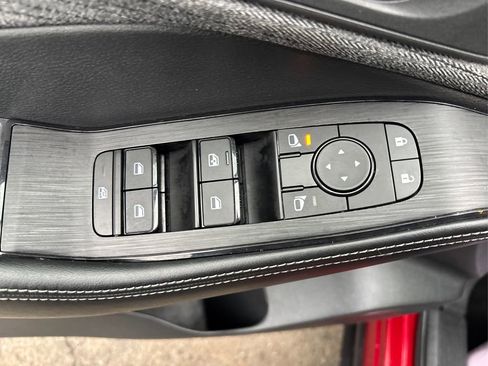 Used 2023 Nissan Rogue SV image 33