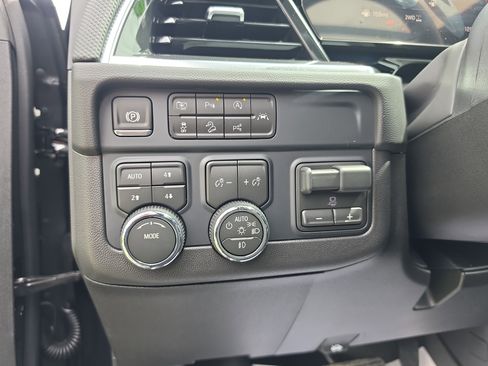 New 2026 Chevrolet Suburban RST w/ Comfort Package AWD/4WD image 20