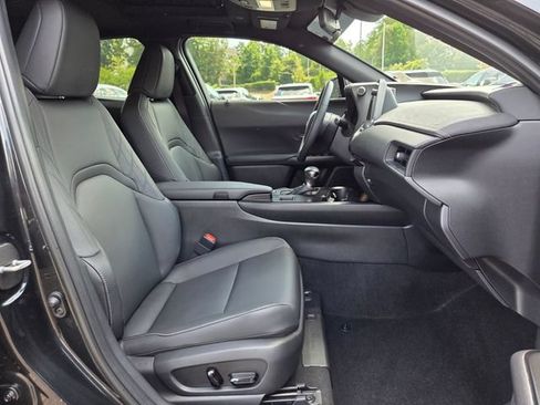 Used 2024 Lexus UX 250h FWD image 19