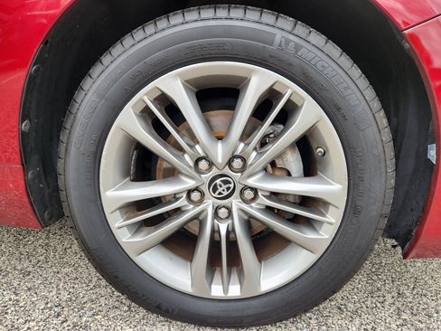 Used 2016 Toyota Camry SE FWD image 19