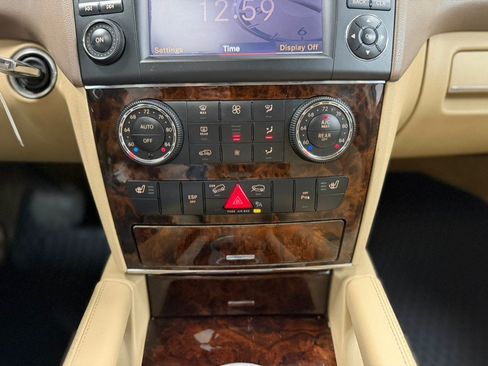 Used 2010 Mercedes-Benz ML 550 4MATIC image 65