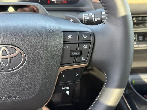 New 2026 Toyota Crown Signia image 19