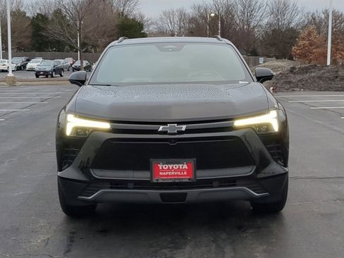 Used 2025 Chevrolet Blazer EV LT image 4