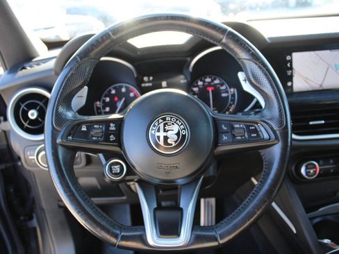 Used 2022 Alfa Romeo Stelvio Sprint image 13