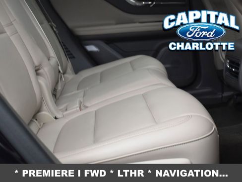 Used 2024 Lincoln Corsair Premiere image 17