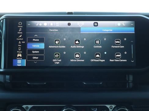 Used 2024 Jeep Gladiator Mojave w/ Technology Group image 30