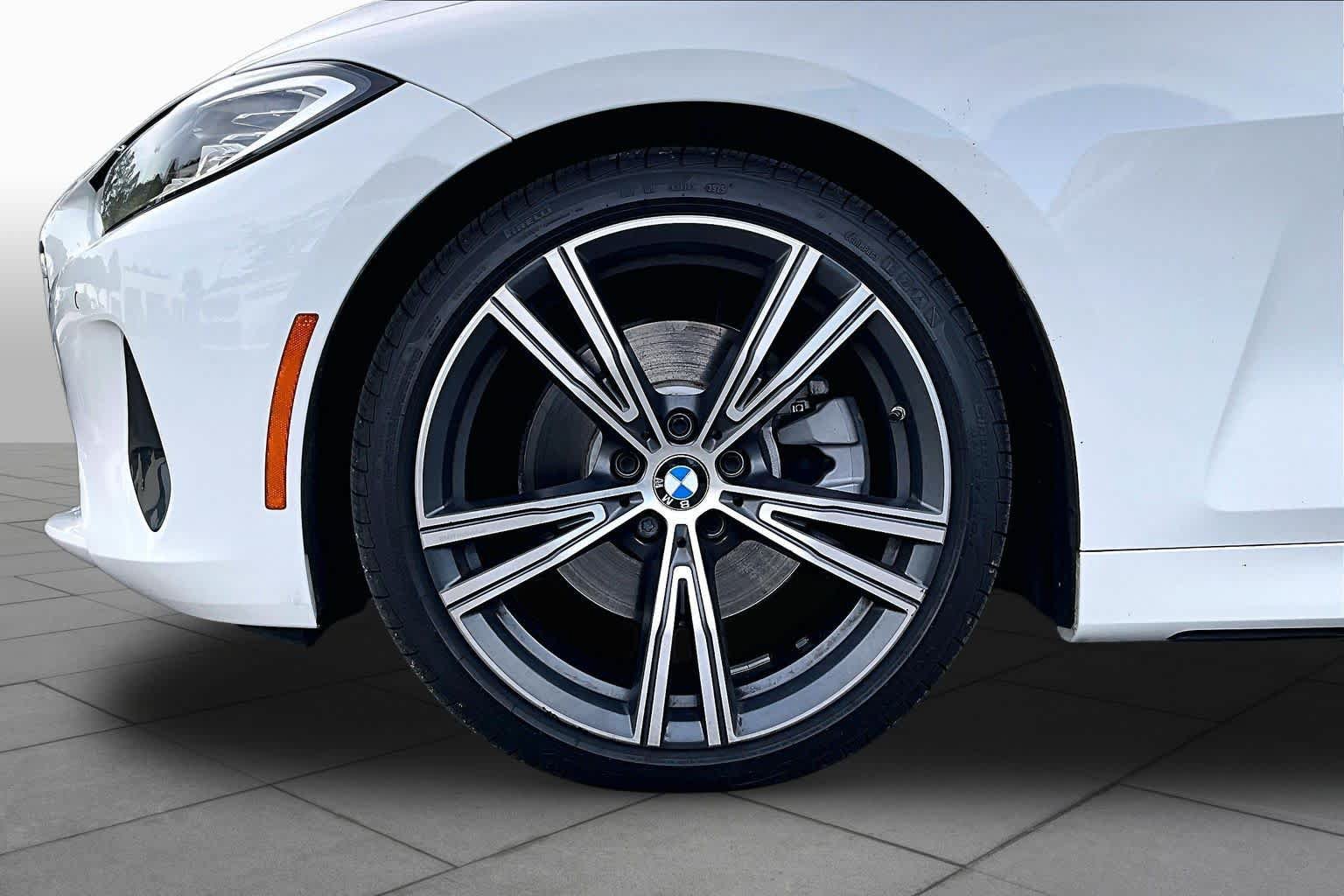 Used 2021 BMW 430i Coupe w/ Convenience Package RWD image 10