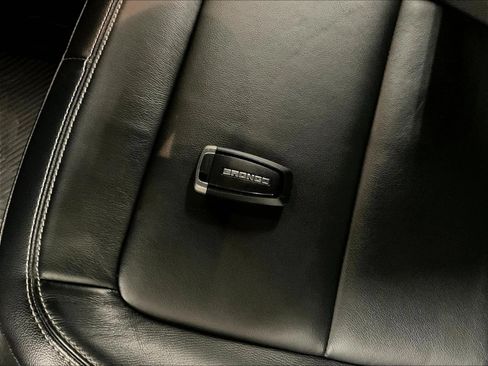 Used 2021 Ford Bronco First Edition AWD/4WD image 27
