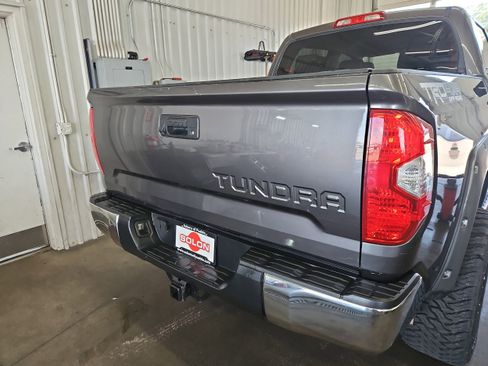 Used 2015 Toyota Tundra SR5 w/ TRD Off Road Package AWD/4WD image 25