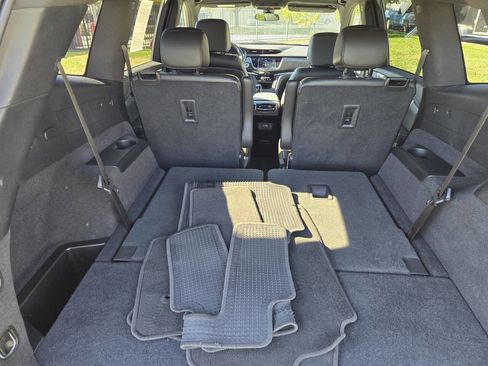 Used 2020 Cadillac XT6 Premium Luxury image 25