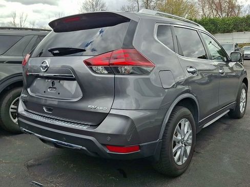 Used 2019 Nissan Rogue SV AWD/4WD image 4