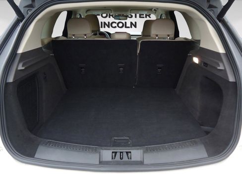 Used 2022 Lincoln Corsair AWD w/ Equipment Group 101A image 30