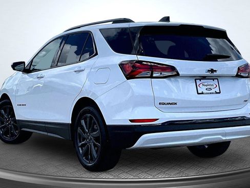 Used 2024 Chevrolet Equinox RS FWD image 14