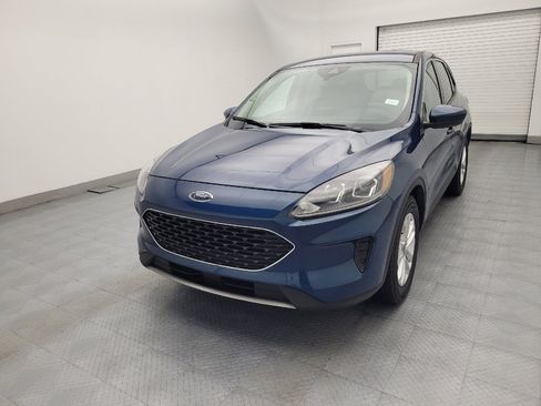 Used 2020 Ford Escape SE FWD image 15