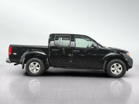 Used 2012 Nissan Frontier SV AWD/4WD image 6