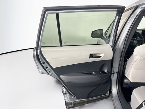 Used 2026 Toyota Corolla Cross L FWD image 25