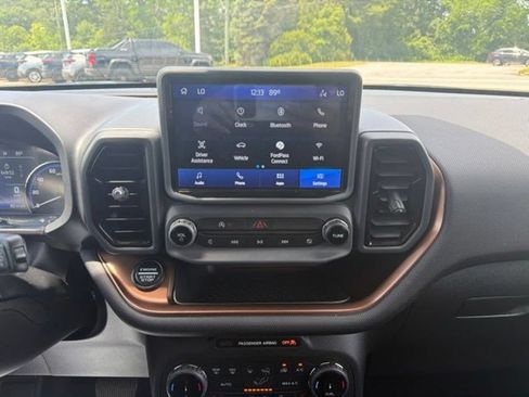 Used 2022 Ford Bronco Sport Outer Banks w/ Tech Package AWD/4WD image 15
