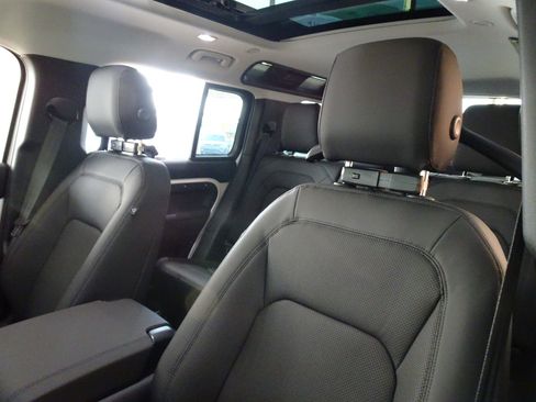 New 2026 Land Rover Defender 110 S image 17