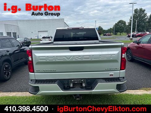 Used 2020 Chevrolet Silverado 1500 Custom w/ Custom Value Package AWD/4WD image 7