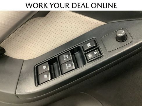 Used 2018 Subaru Forester 2.5i Limited AWD/4WD image 19