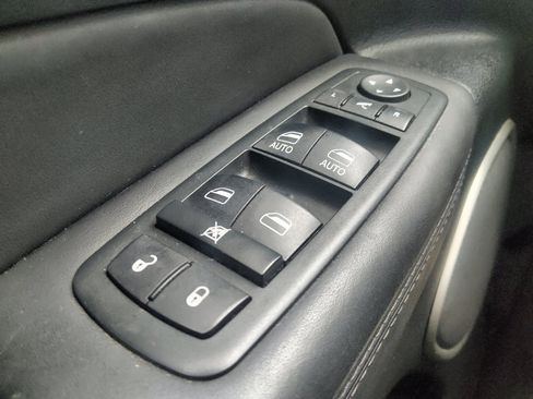 Used 2014 Jeep Grand Cherokee Summit AWD/4WD image 27