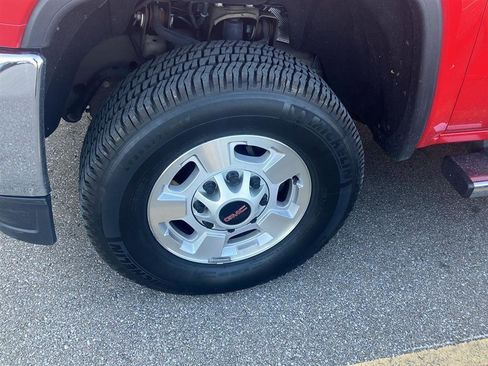 Used 2015 GMC Sierra 2500 4x4 Crew Cab w/ Snow Plow Prep Package image 2