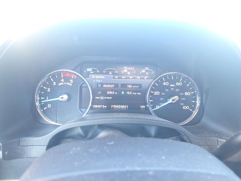 Used 2018 Ford F250 Lariat w/ Chrome Package image 17