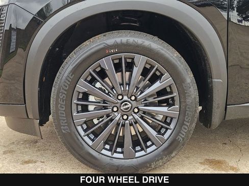 New 2026 Nissan Pathfinder SL image 31