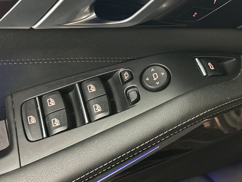 Used 2024 BMW X5 sDrive40i w/ M Sport Package RWD image 14