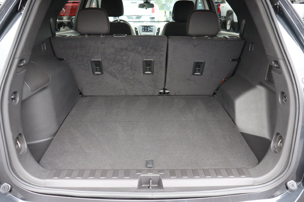 Used 2023 Chevrolet Equinox LT FWD image 22
